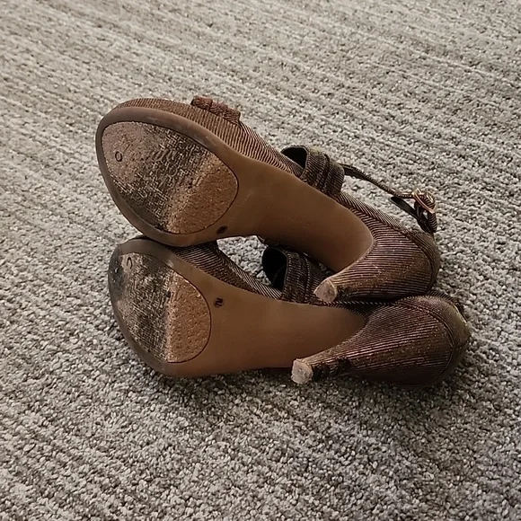 GIANNI BINI Strappy Bronze Platform Heels - Picture 11 of 14